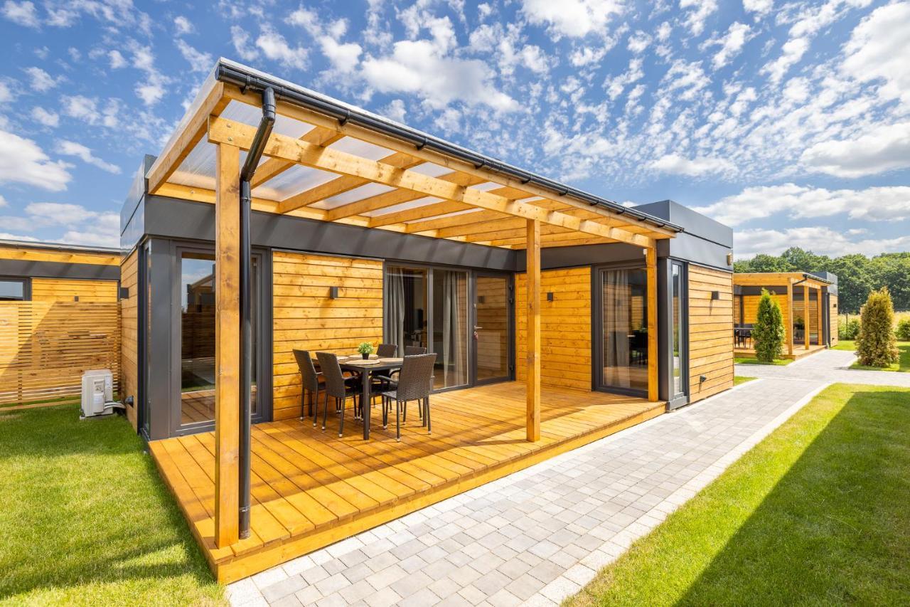 Rresort - Domki Z Krytym I Podgrzewanym Basenem, Sauna, Wifi, Parking W Cenie! Rewal Dış mekan fotoğraf