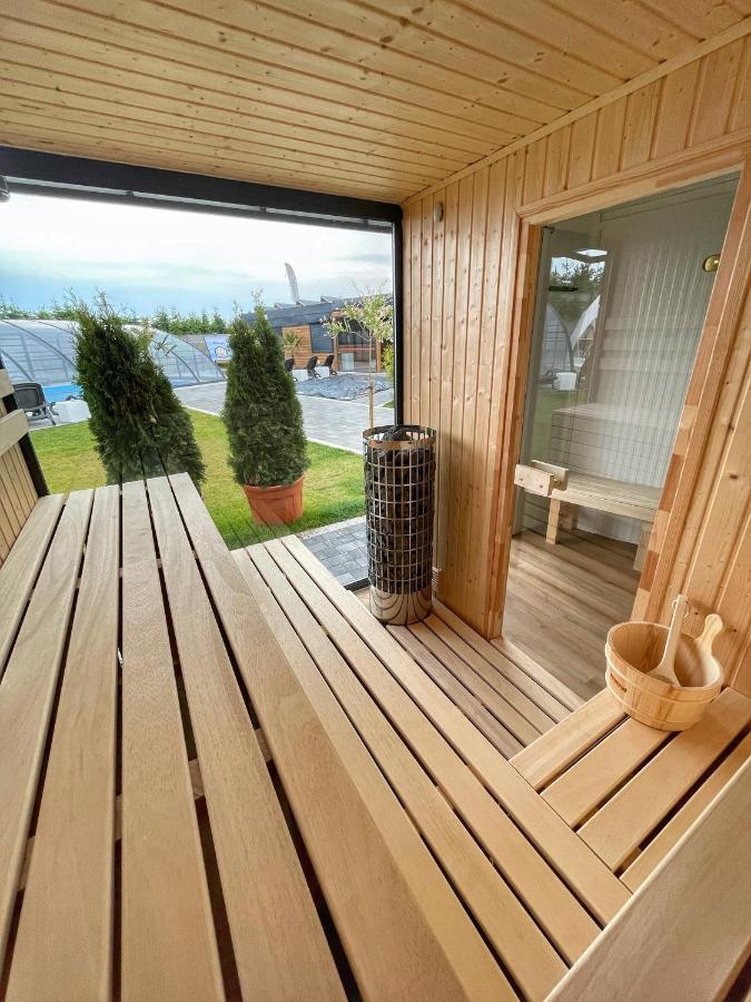 Rresort - Domki Z Krytym I Podgrzewanym Basenem, Sauna, Wifi, Parking W Cenie! Rewal Dış mekan fotoğraf