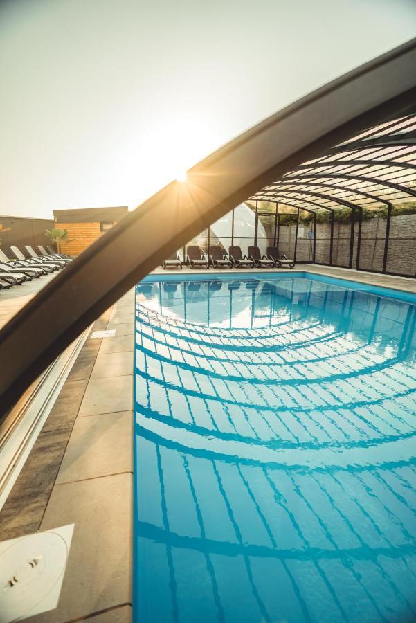 Rresort - Domki Z Krytym I Podgrzewanym Basenem, Sauna, Wifi, Parking W Cenie! Rewal Dış mekan fotoğraf