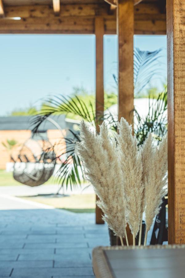 Rresort - Domki Z Krytym I Podgrzewanym Basenem, Sauna, Wifi, Parking W Cenie! Rewal Dış mekan fotoğraf