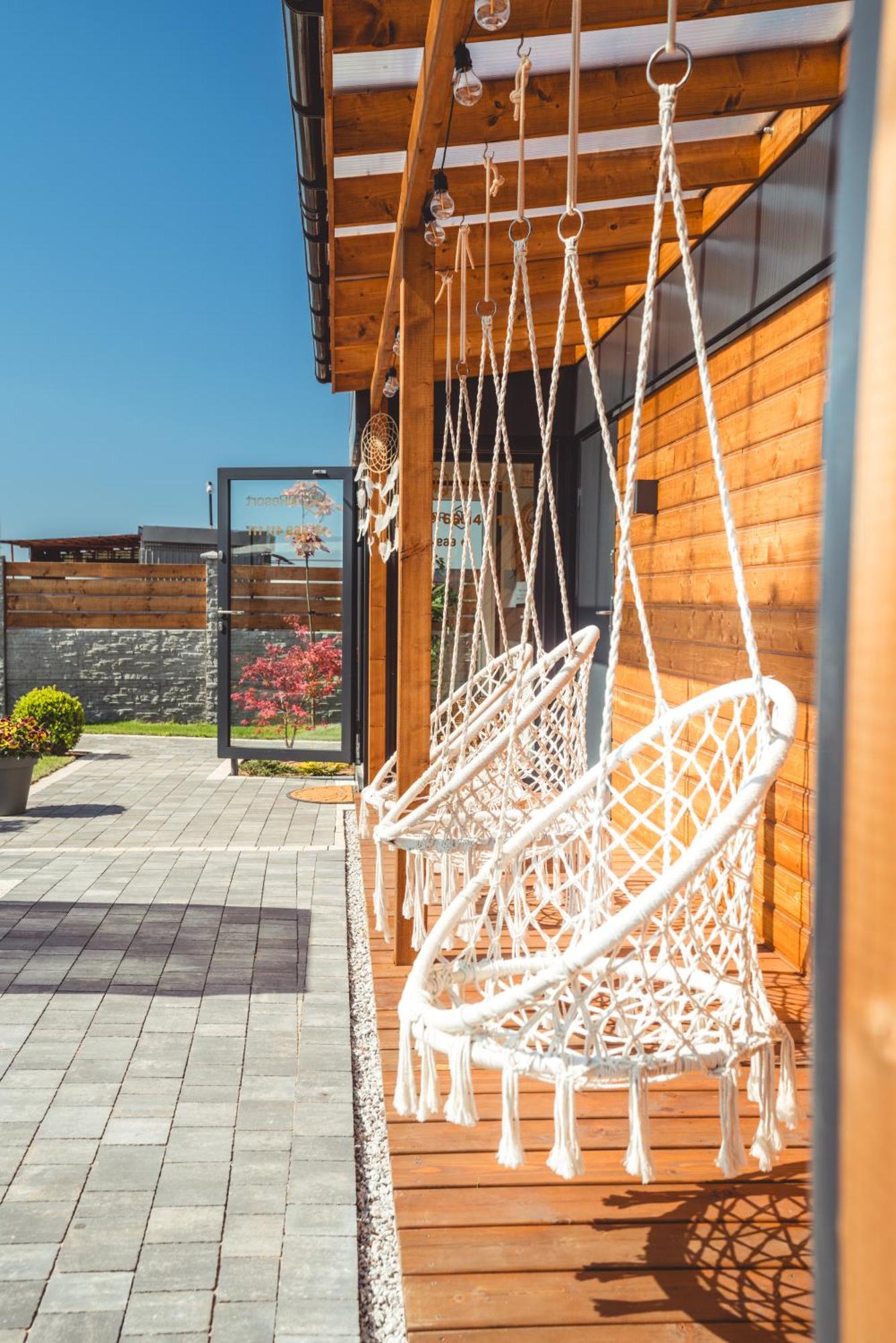 Rresort - Domki Z Krytym I Podgrzewanym Basenem, Sauna, Wifi, Parking W Cenie! Rewal Dış mekan fotoğraf