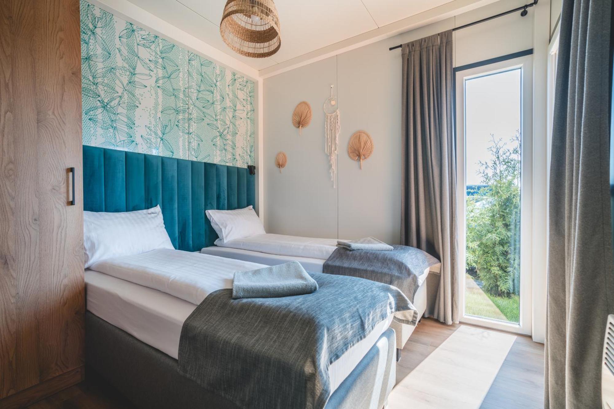 Rresort - Domki Z Krytym I Podgrzewanym Basenem, Sauna, Wifi, Parking W Cenie! Rewal Dış mekan fotoğraf